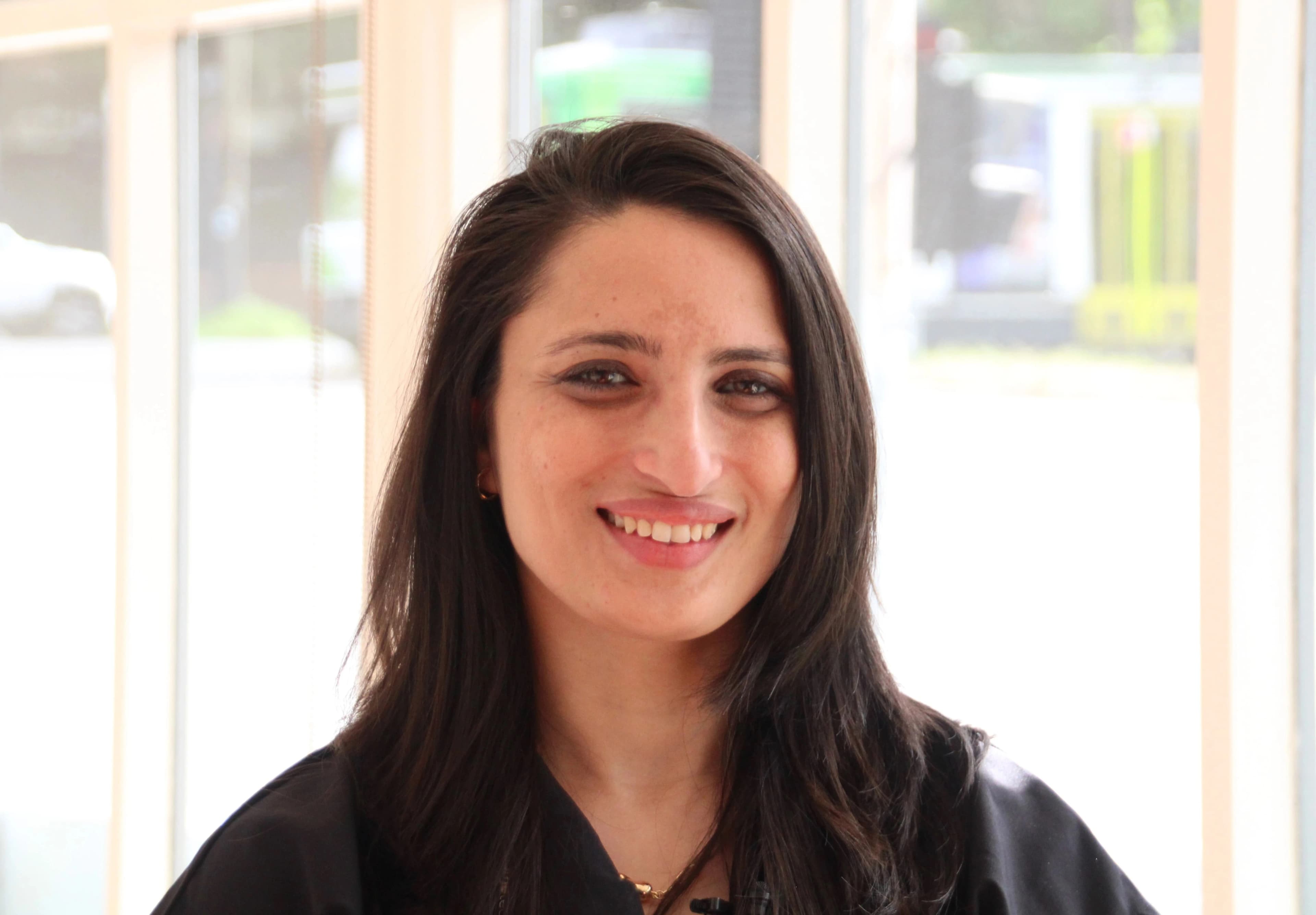 Dr Anbar Ganatra – Principal Dentist